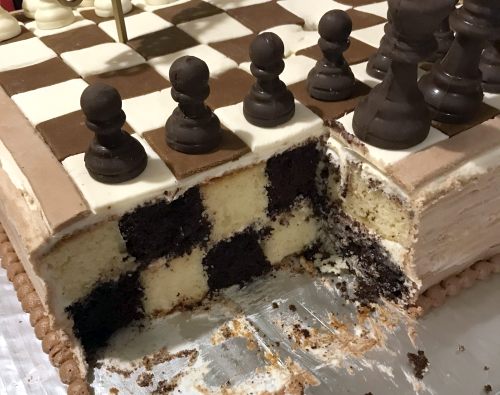 Cut chess cake