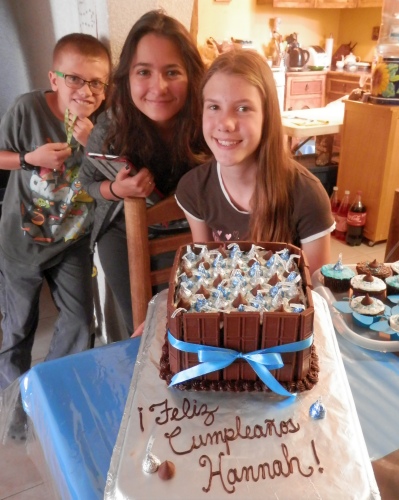 Cathy, Hannah, and unknown photo bomber