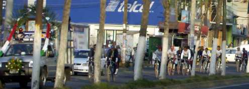 Pilgrims on bikes in Ixtapaluca